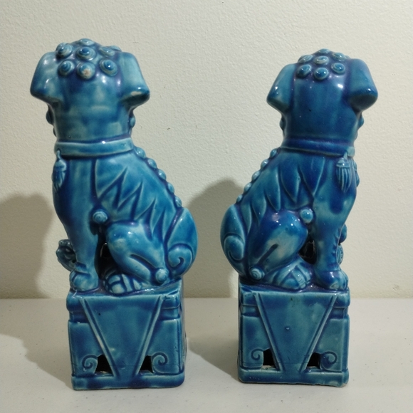 Vintage Pair of Chinese Turquoise Blue Glazed Ceramic 8” Foo Dog Figurines - Picture 4 of 10